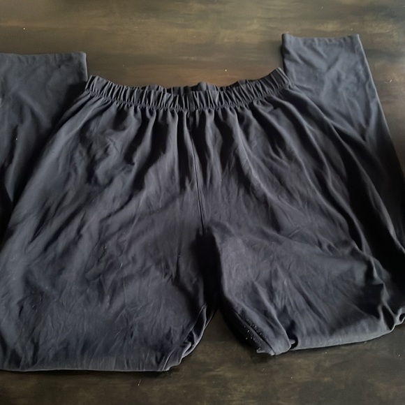 💐 Sweetlegs Black Leggings - Picture 2 of 4